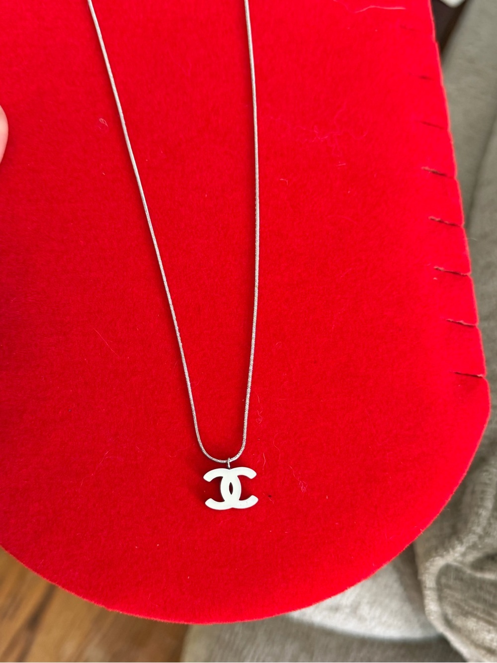 Silver-tone interlocking pendant necklace, Stainless, NWT, fashion jewelry